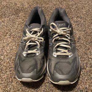 ASICS Men’s Sneaker Size 11